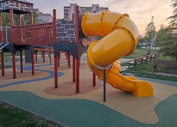 Fehervar Cappuccino Center, Ac, Easy Parking Apartment